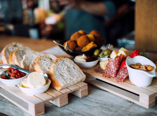 Borrel en Bite